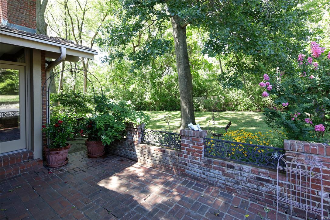 Upper Log Cabin Lts 1 & 2 - Residential