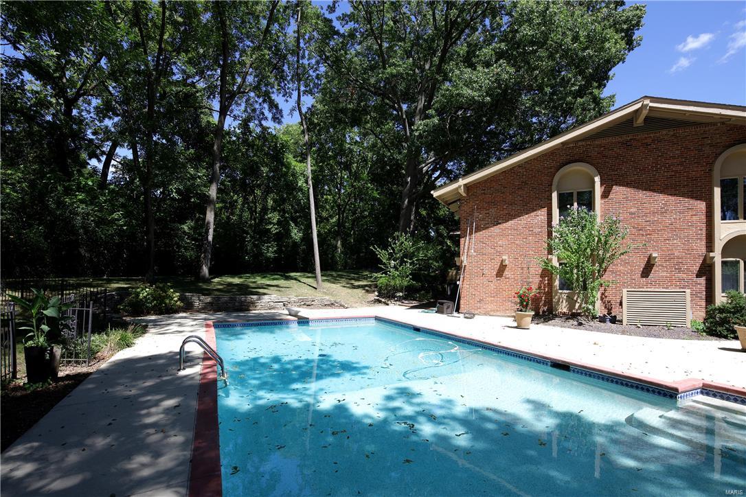 Upper Log Cabin Lts 1 & 2 - Residential