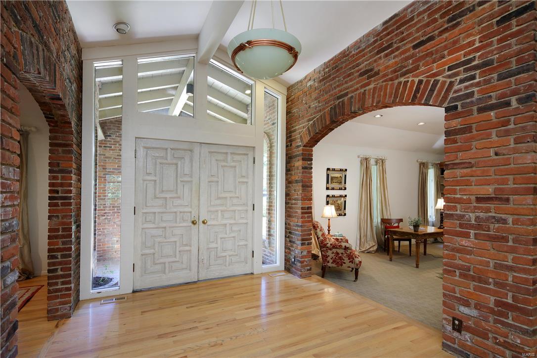 Upper Log Cabin Lts 1 & 2 - Residential