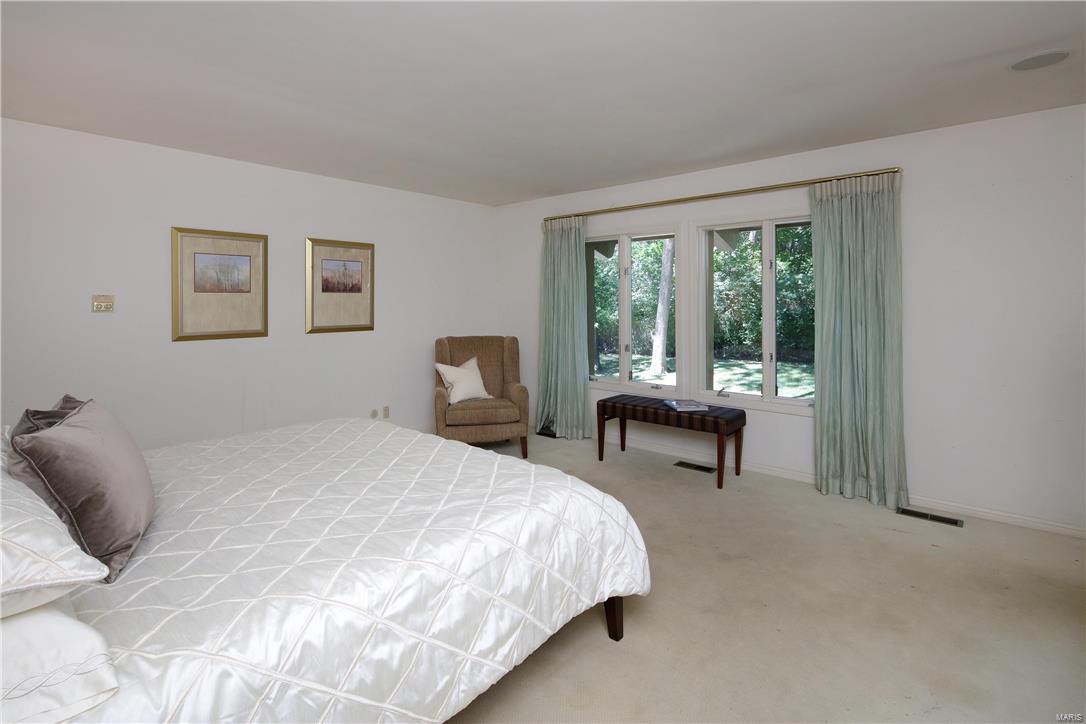 Upper Log Cabin Lts 1 & 2 - Residential