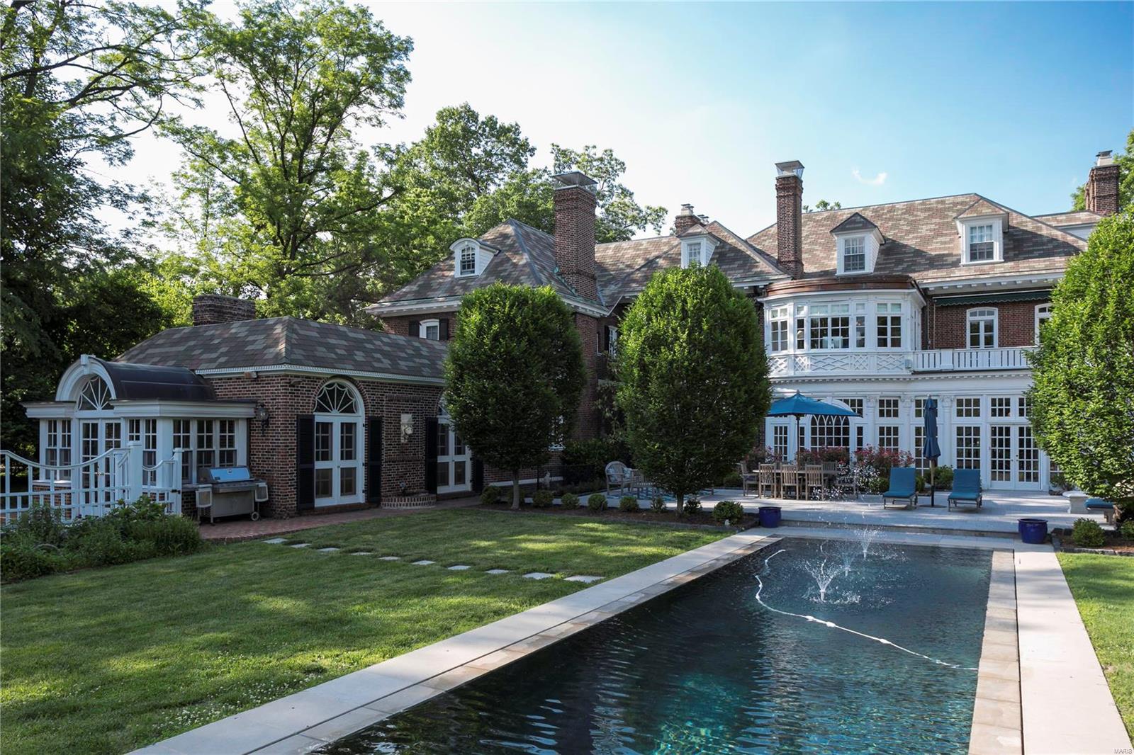 Brentmoor Park - Residential