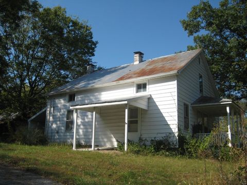 Agriculture in Wentzville MO 907 Guthrie Road.jpg