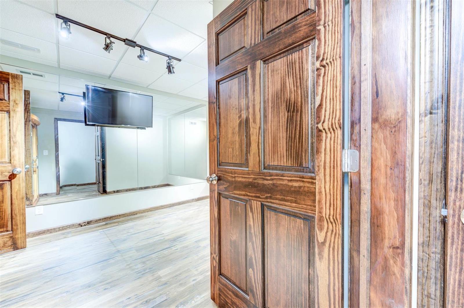 Topping Woods Estates - Residential