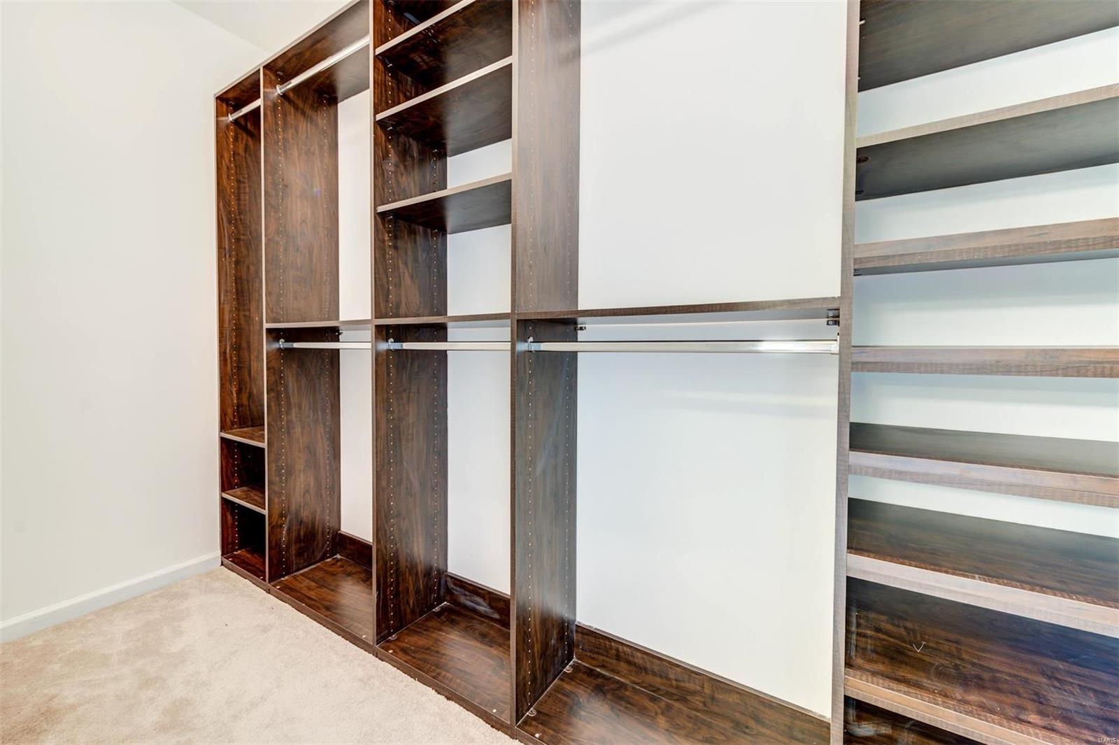 Topping Woods Estates - Residential