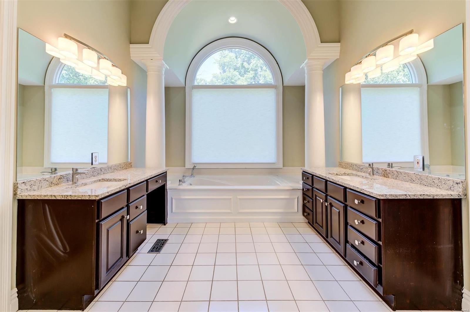 Topping Woods Estates - Residential