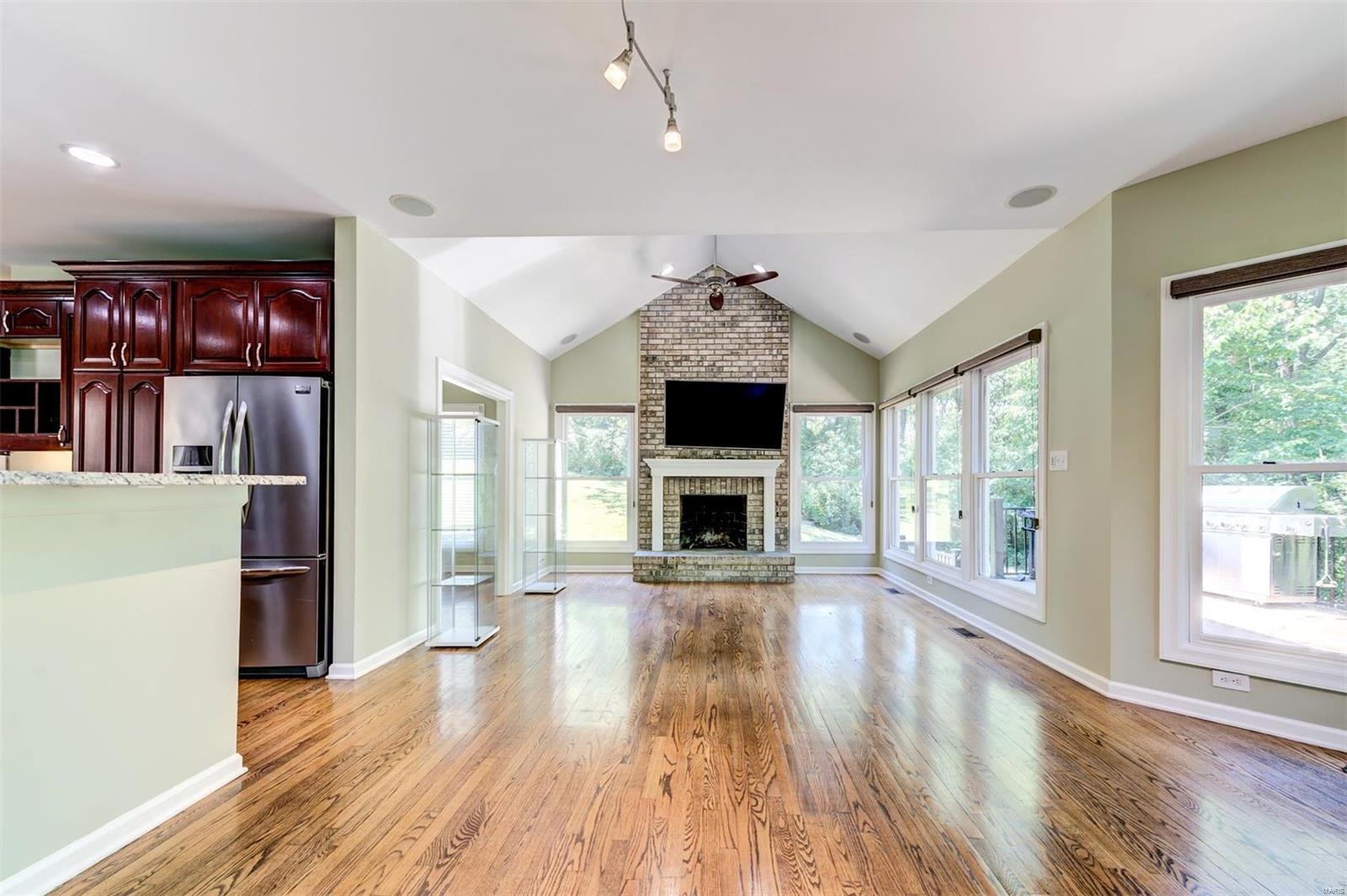 Topping Woods Estates - Residential