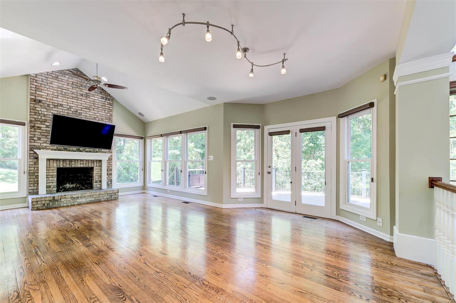 Topping Woods Estates - Residential