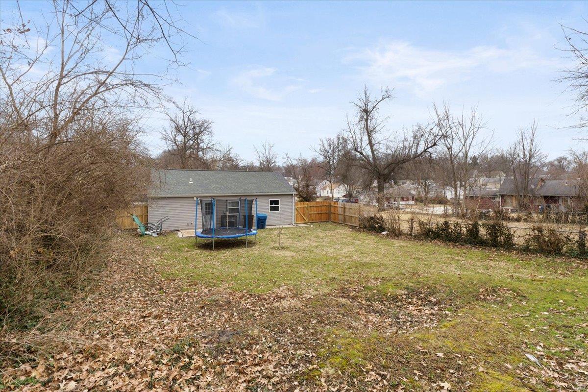 St Louis, Missouri 63135, United States, 3 Bedrooms Bedrooms, ,1 BathroomBathrooms,Residential,Pending,82499