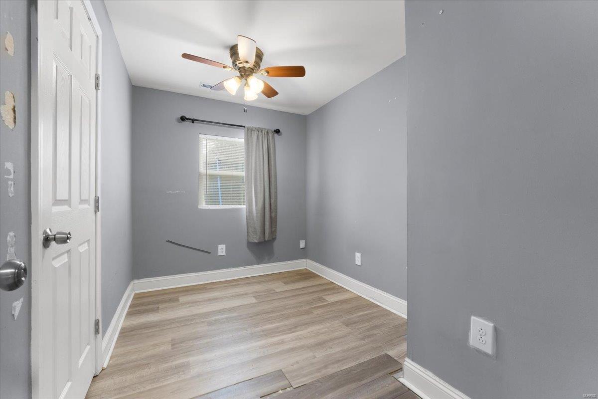 St Louis, Missouri 63135, United States, 3 Bedrooms Bedrooms, ,1 BathroomBathrooms,Residential,Pending,82499