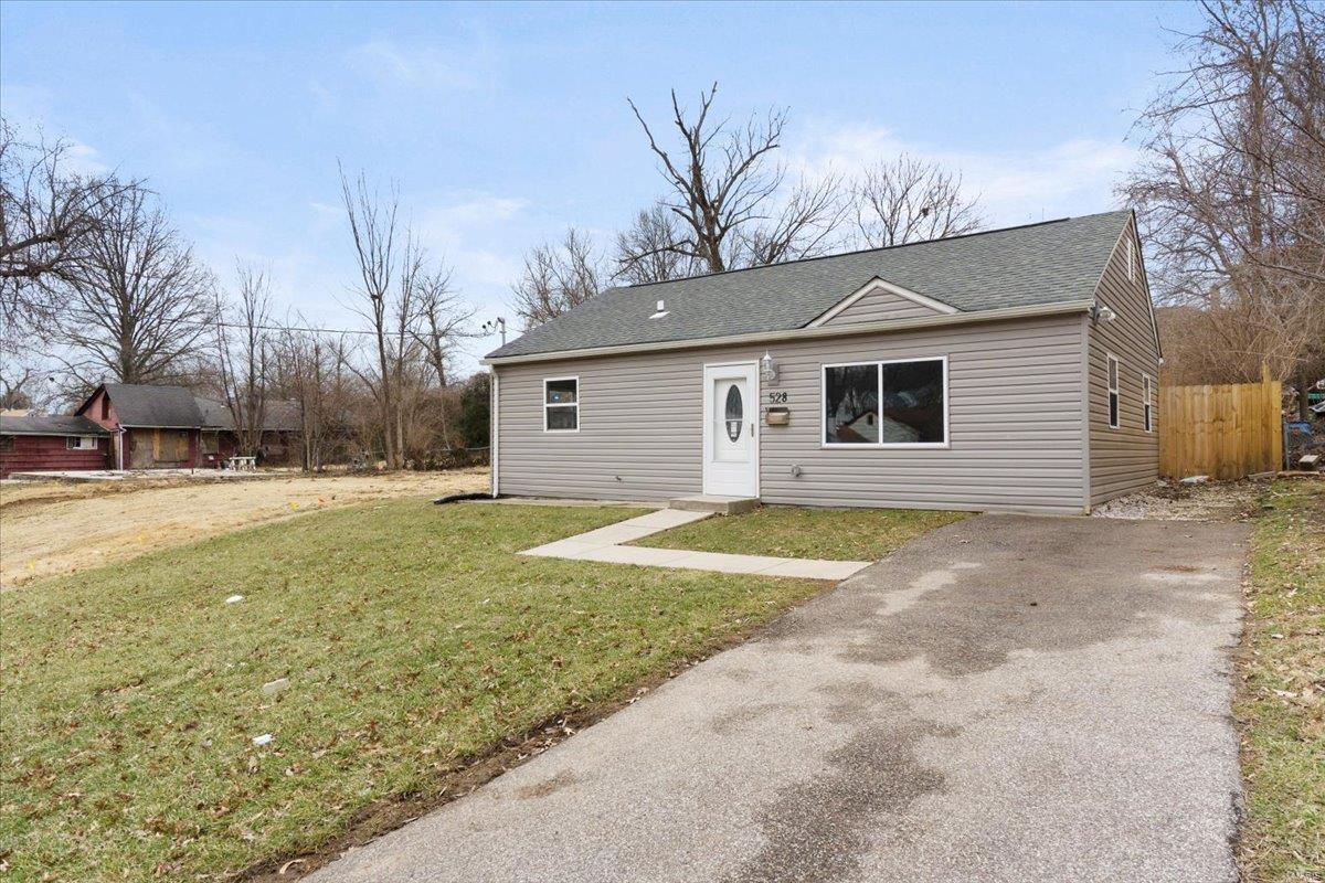 St Louis, Missouri 63135, United States, 3 Bedrooms Bedrooms, ,1 BathroomBathrooms,Residential,Pending,82499