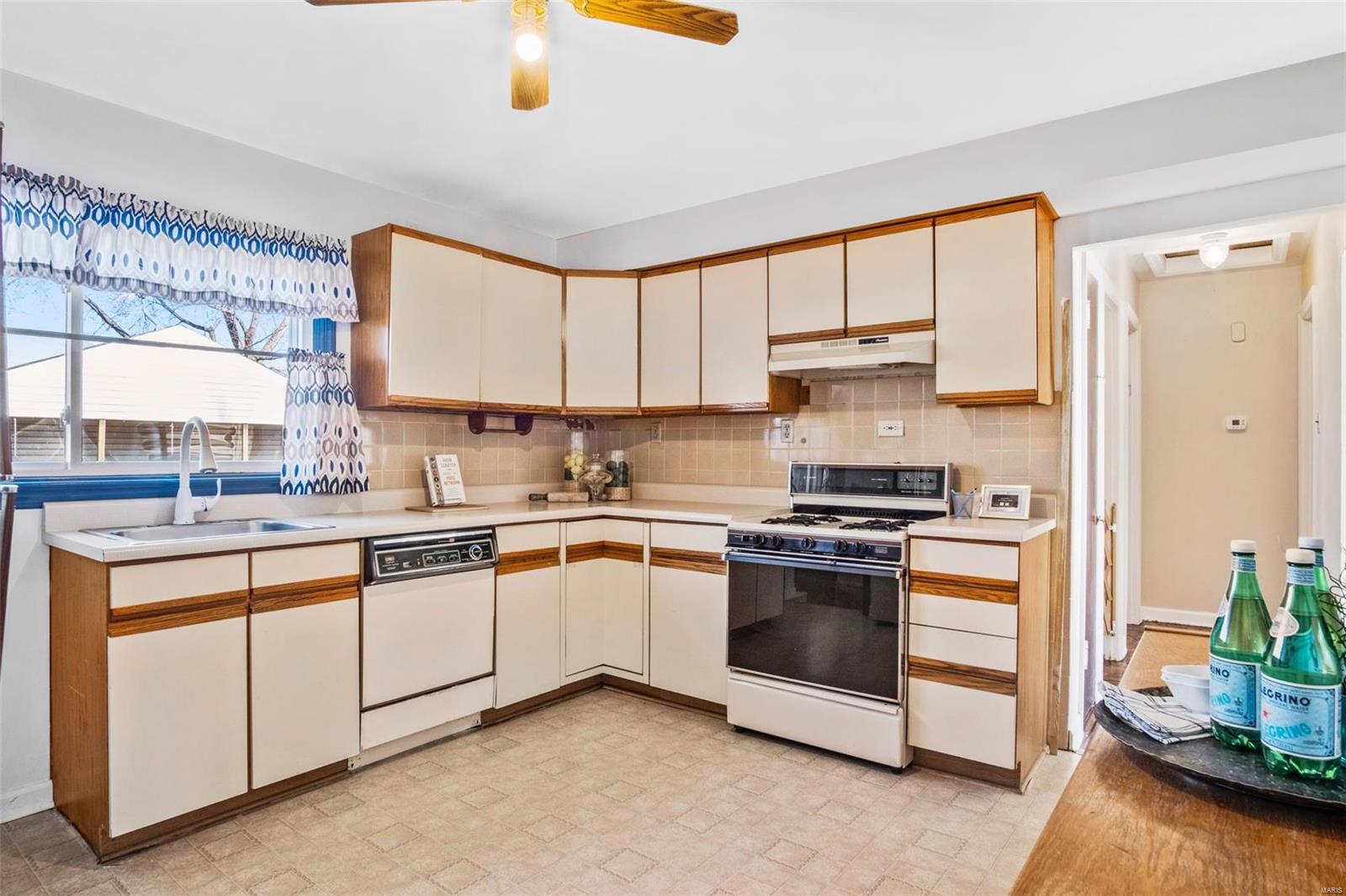 San Fernando Hills 3 - Residential