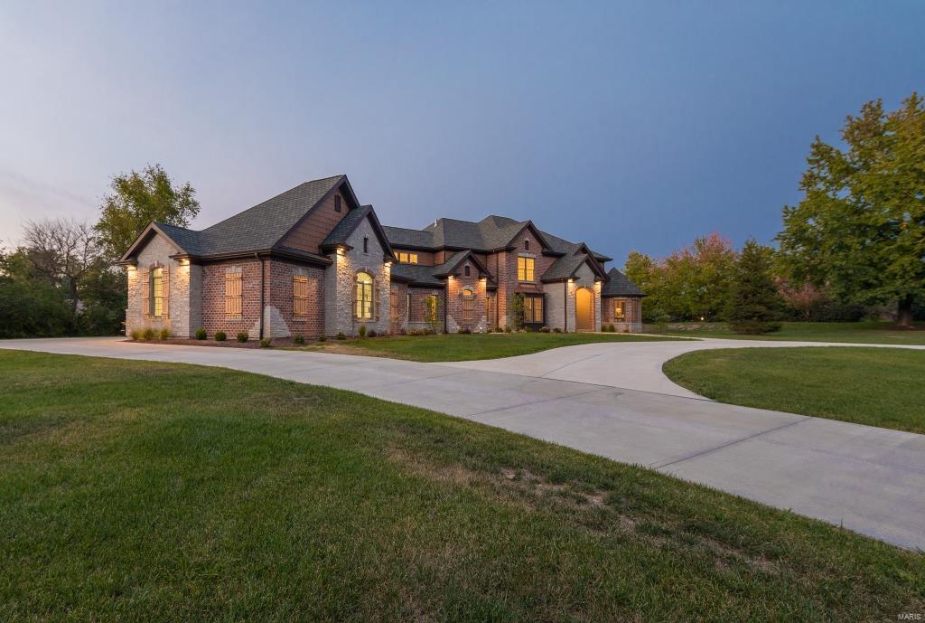 Williamsburg Estates - Residential