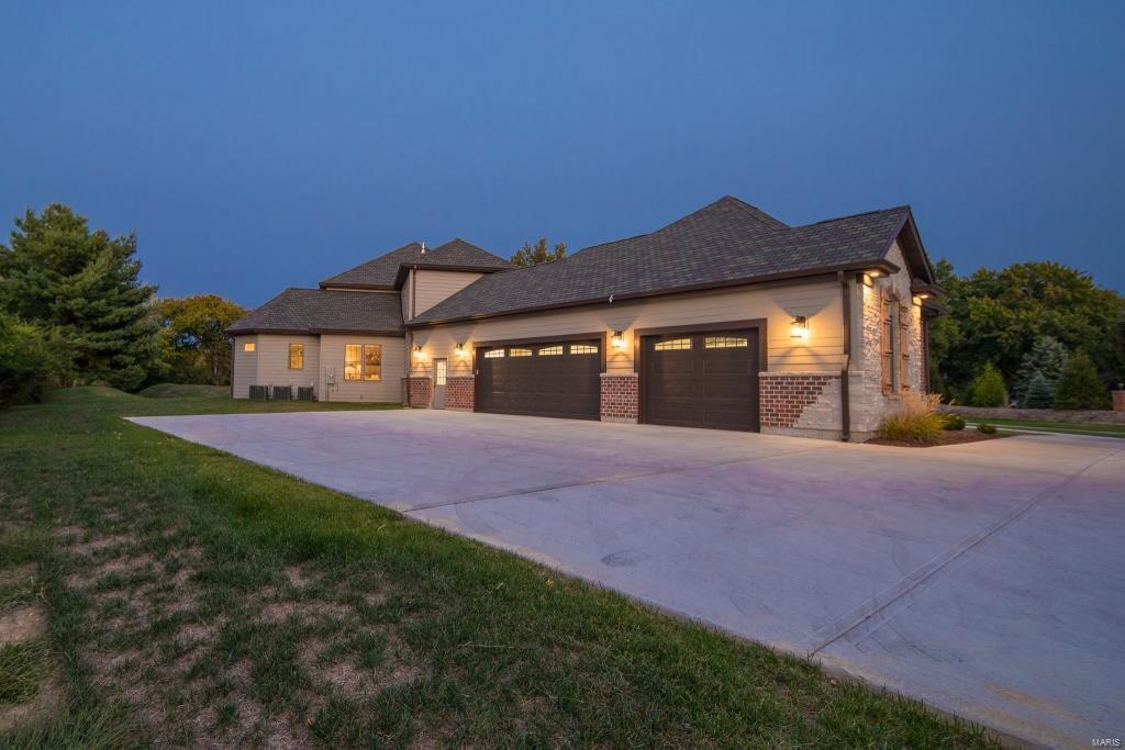 Williamsburg Estates - Residential