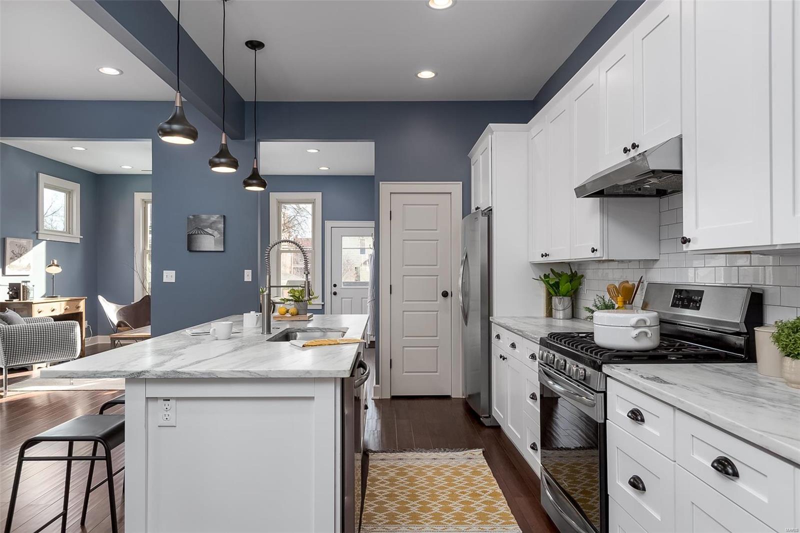 Russell Place Add - Residential