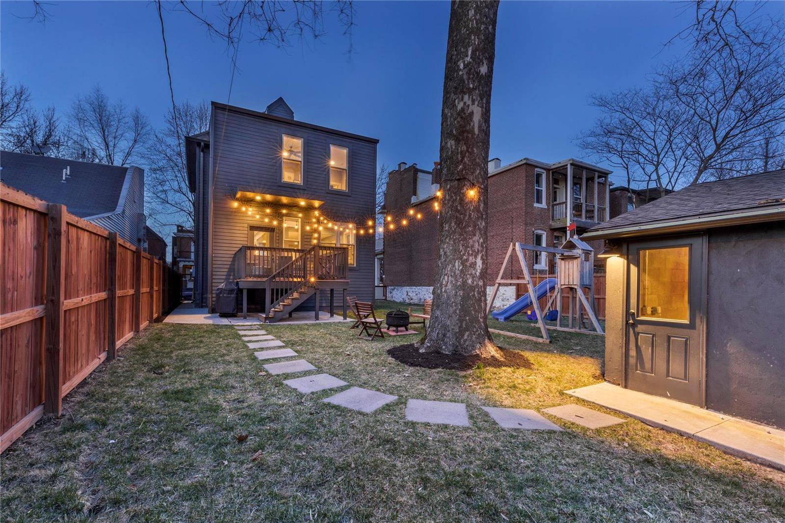 Russell Place Add - Residential