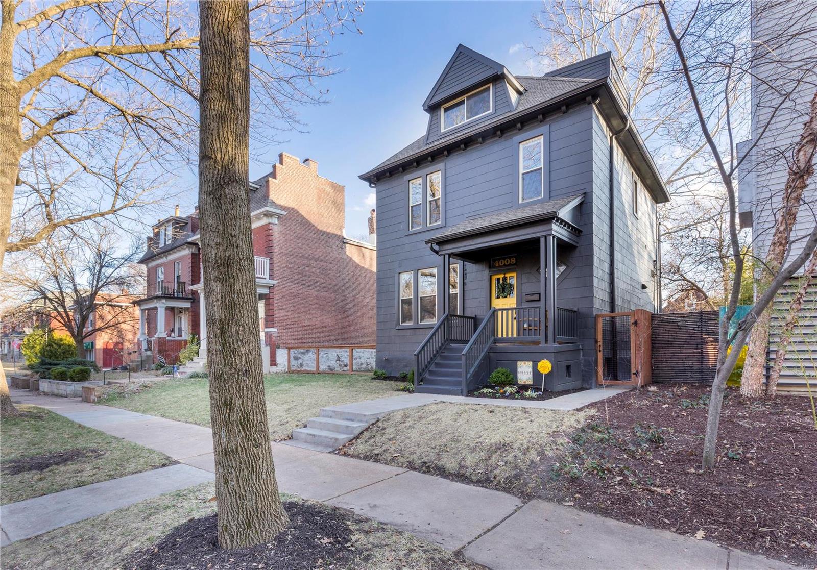 Russell Place Add - Residential