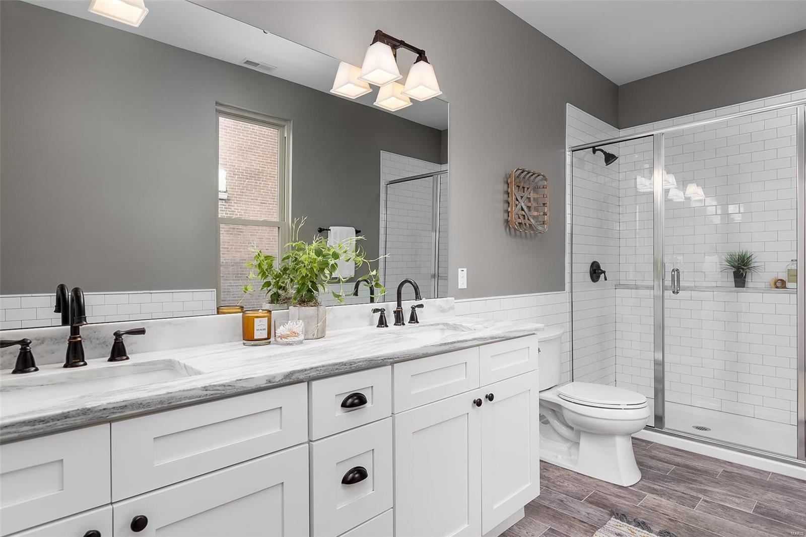 Russell Place Add - Residential