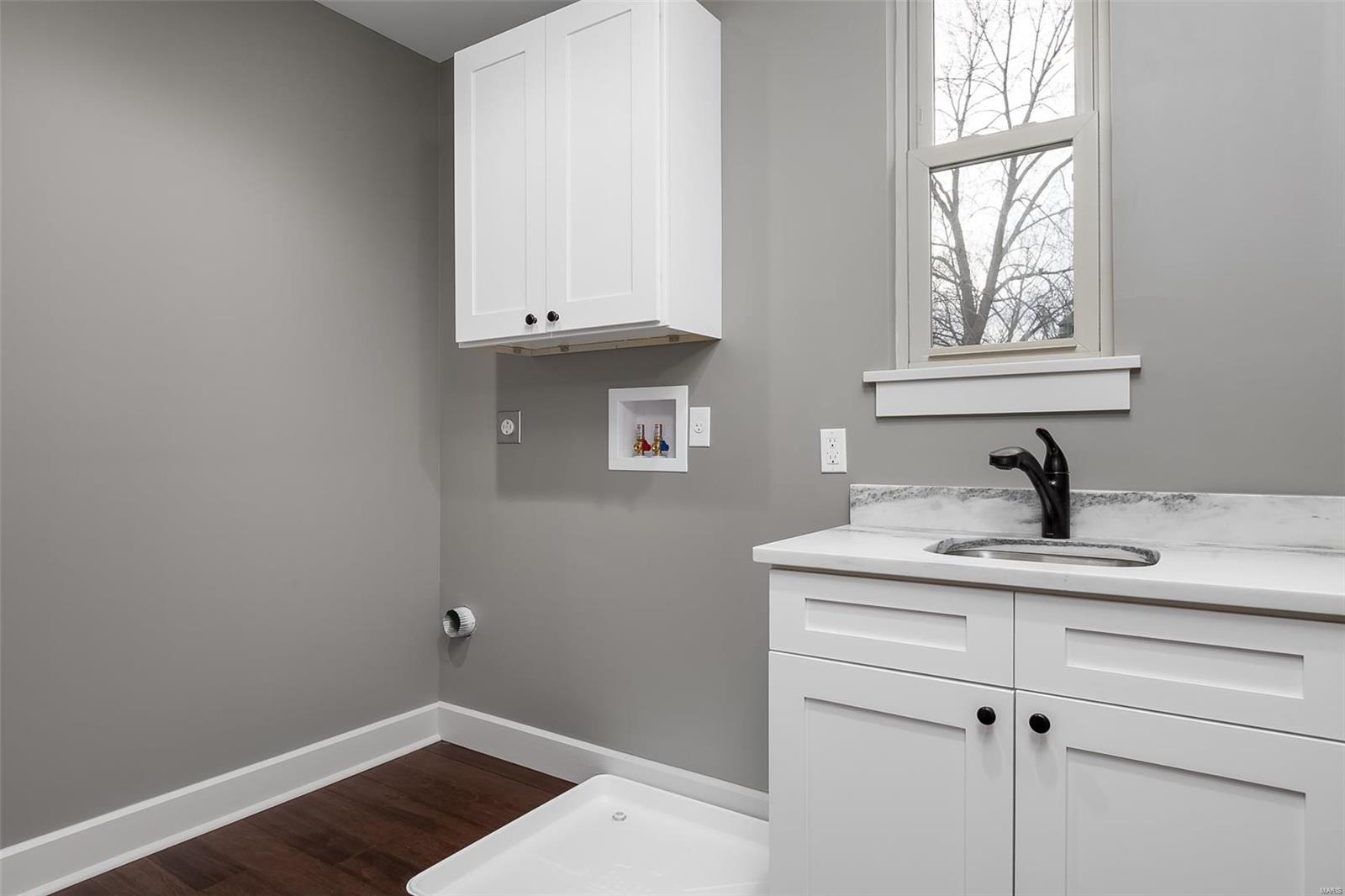 Russell Place Add - Residential