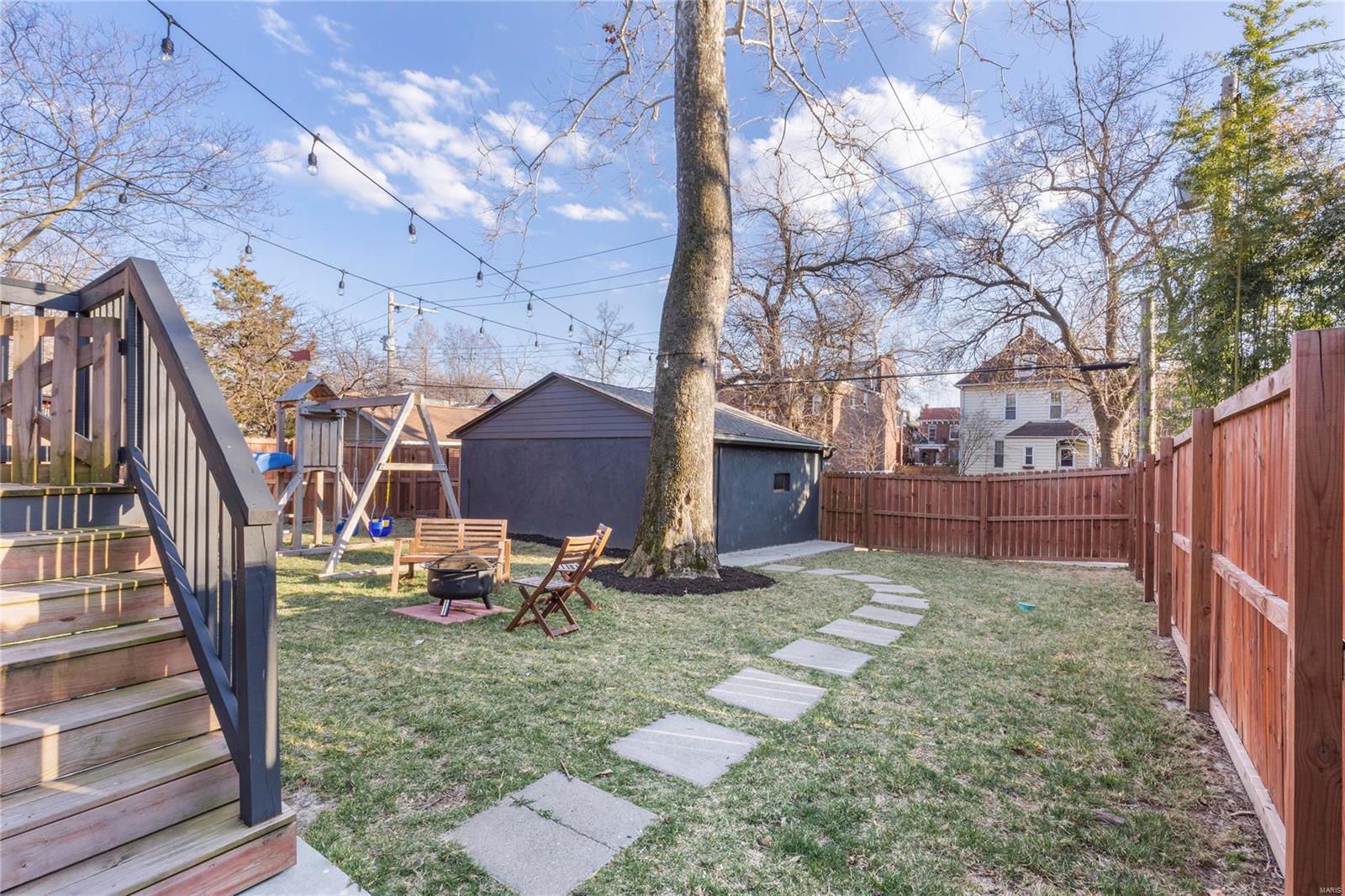 Russell Place Add - Residential