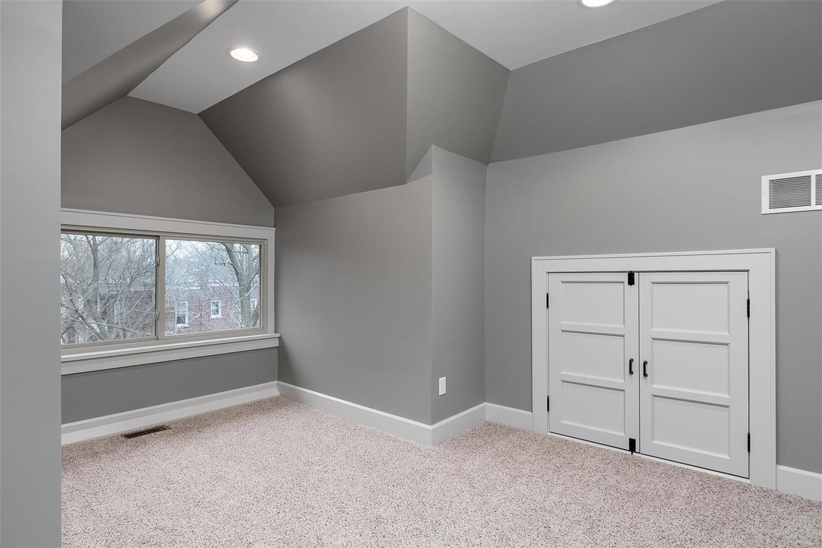 Russell Place Add - Residential