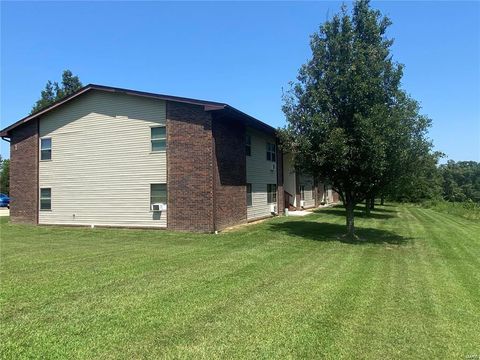 125 Crescent Lake Road St Clair MO 63077