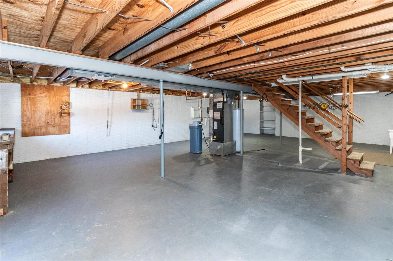 Hillsboro, Missouri 63050, United States, 3 Bedrooms Bedrooms, ,2 BathroomsBathrooms,Residential,Pending,15717