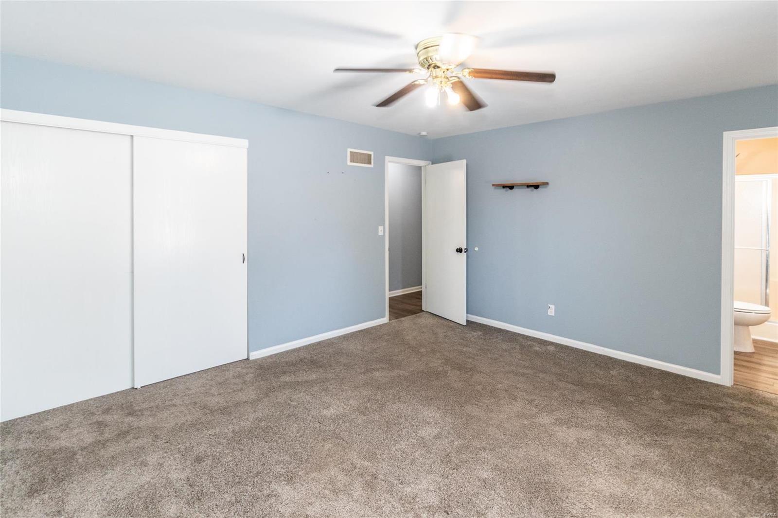 Hillsboro, Missouri 63050, United States, 3 Bedrooms Bedrooms, ,2 BathroomsBathrooms,Residential,Pending,15717