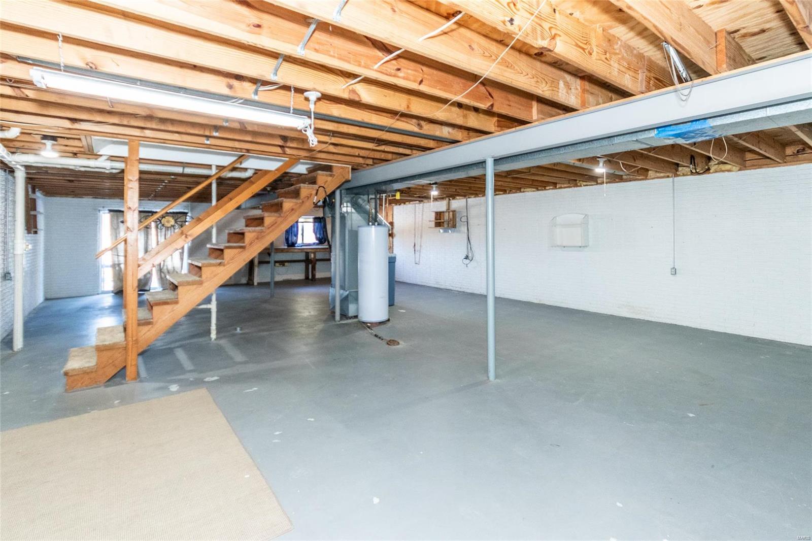 Hillsboro, Missouri 63050, United States, 3 Bedrooms Bedrooms, ,2 BathroomsBathrooms,Residential,Pending,15717