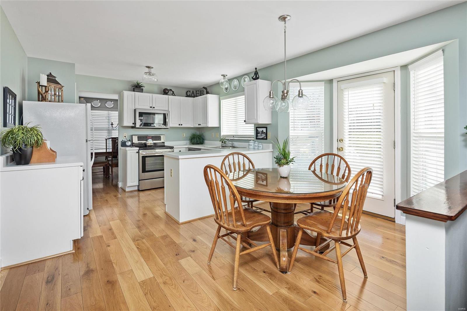 Hickory Manor Village - Residential