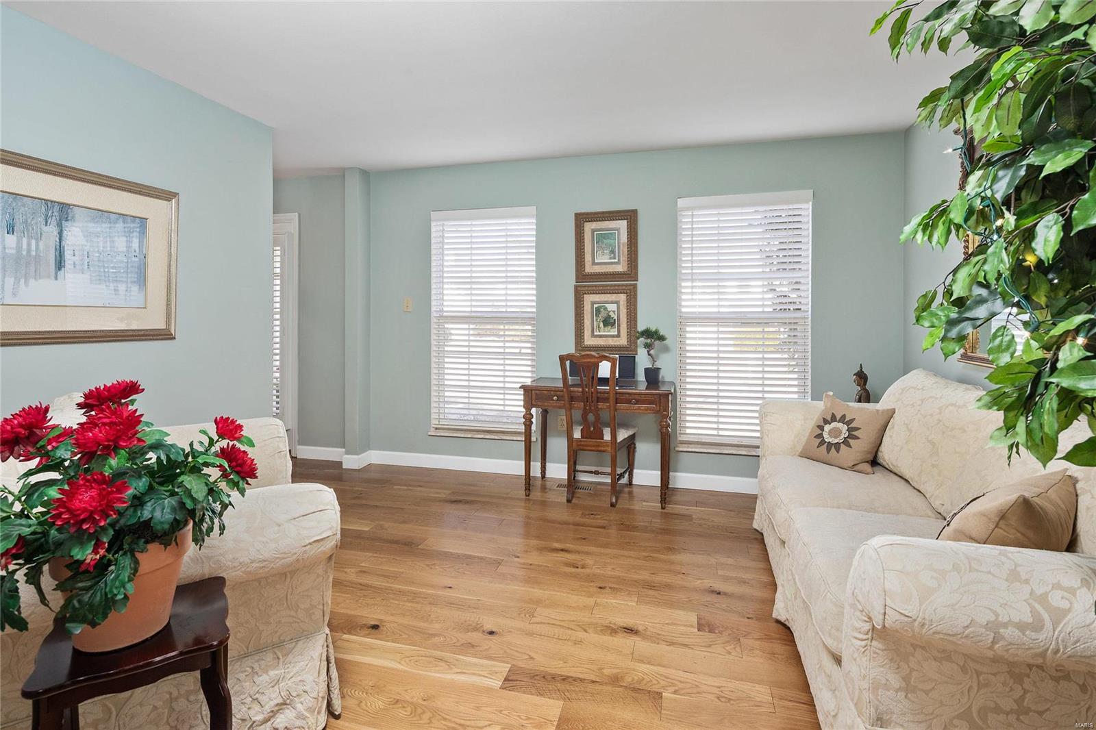 Hickory Manor Village - Residential