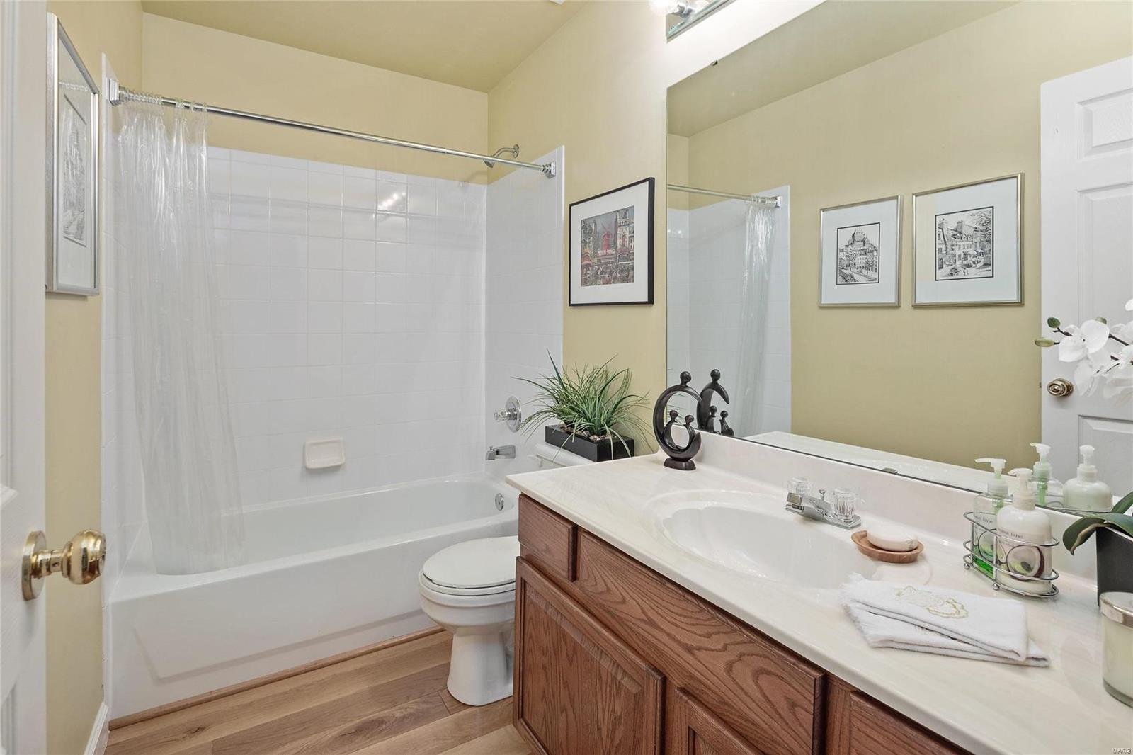 Hickory Manor Village - Residential