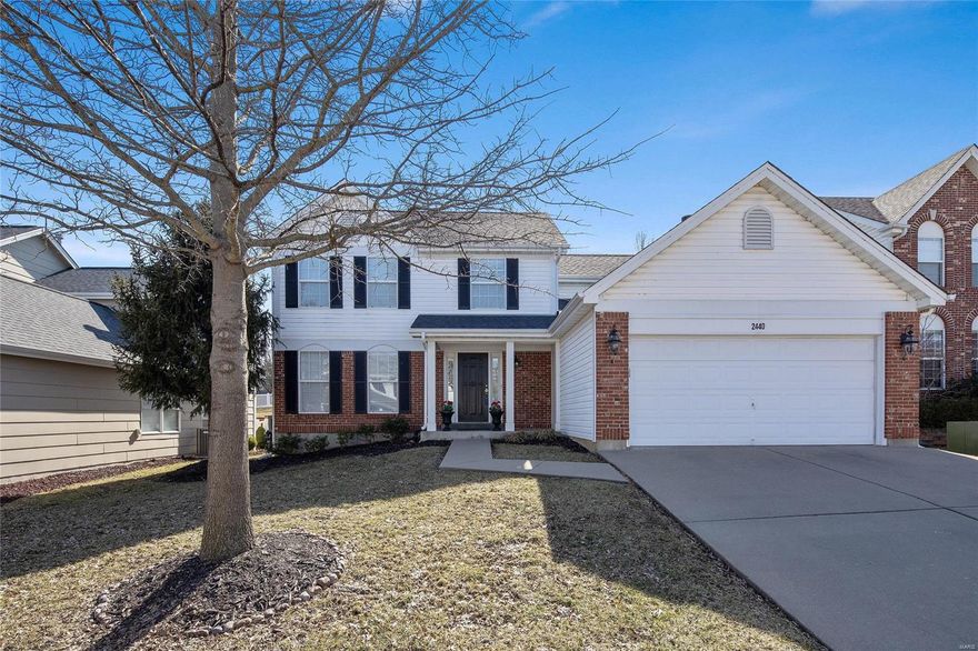 IMMACULATE and MOVE IN CONDITION! Original owner home and pride of ownership throughout.  Over 1800 sq ft of beautifully maintained living space in this 4 BR, 2.5 bath two-story! Wide-plank hardwood flooring throughout entire main level, upper hall and upper baths; Family room offers large bay window, cozy gas fireplace and plantation shutters; Crisp, white kitchen with stainless steel appliances, updated lighting and breakfast room with bay area with access to the spacious rear deck; Separate dining room with yet another bay window.  Convenient main floor laundry; Vaulted master bedroom suite with double closets accompanied by master bath with double vanity, newer granite top, separate shower and soaking tub.  Cathedral ceiling in the master bath gives a very spacious feel.  Three additional bedrooms and second full bath complete the upper level; Large platform deck overlooks fenced yard; Roof, 2014; Convenient Wildwood Location! Rockwood Schools!  Home Protection Plan provided.