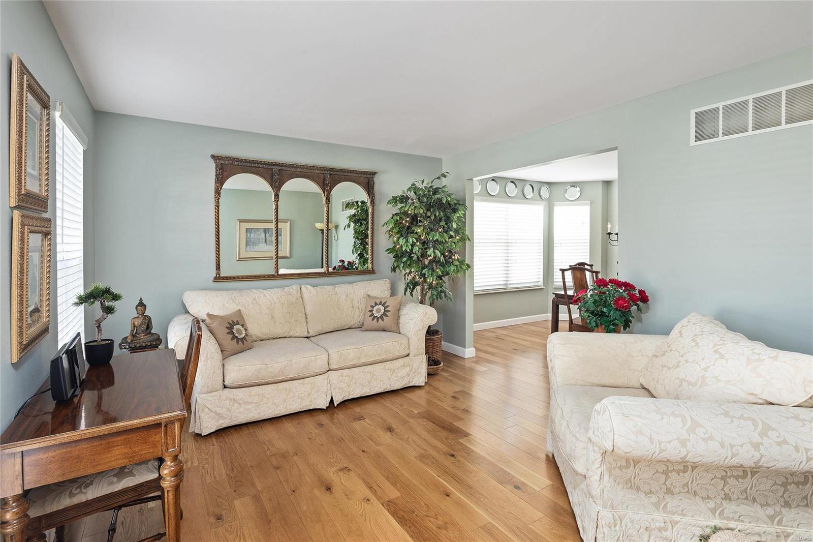 Hickory Manor Village - Residential