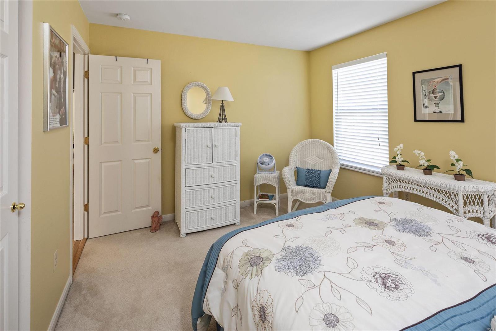 Hickory Manor Village - Residential