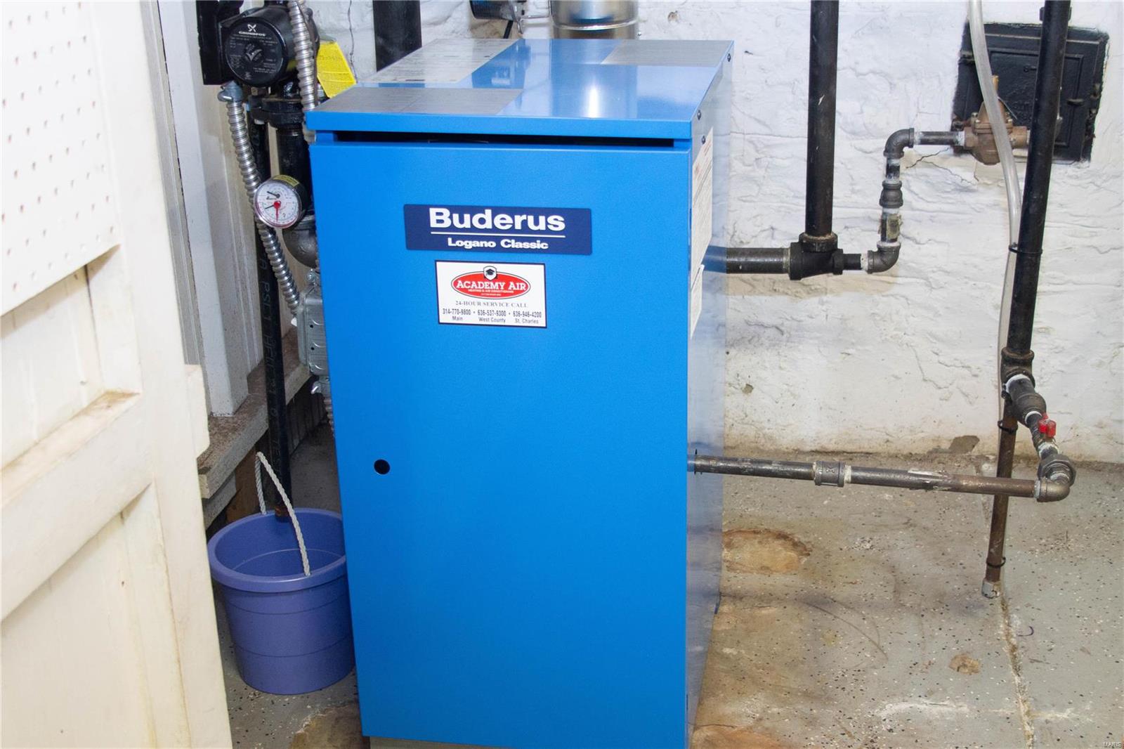 Country Club Add To Normandy Park - Residential