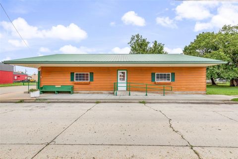MLS: 23047496