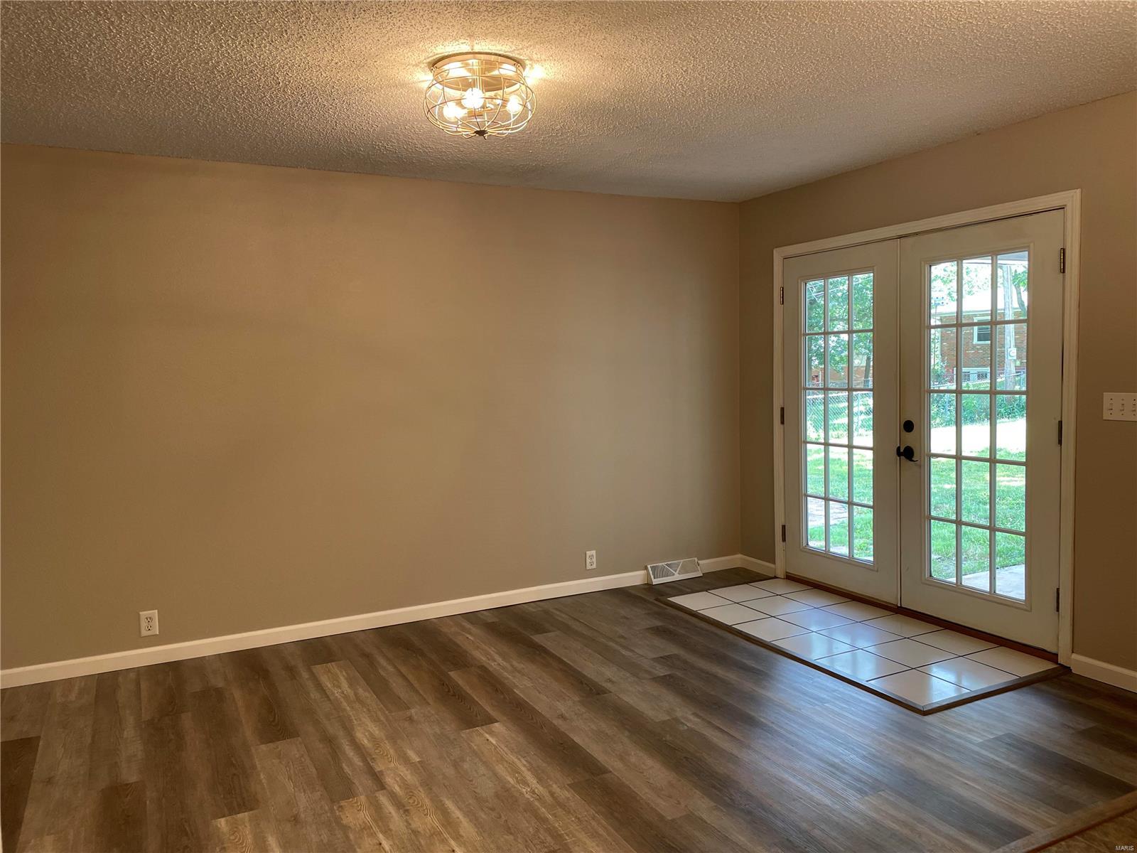 Anns Acres - Residential