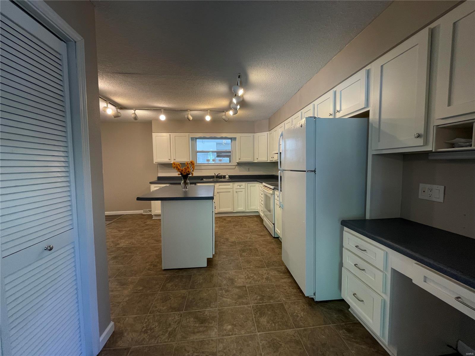 Anns Acres - Residential