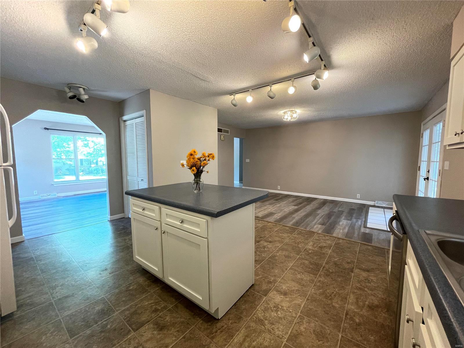 Anns Acres - Residential