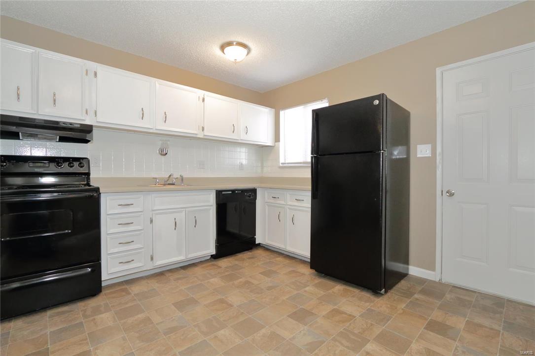 Pleasant Hollow 3b - Residential Lease