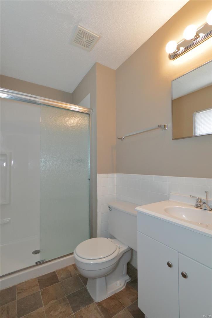 Pleasant Hollow 3b - Residential Lease