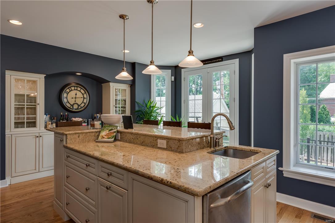 7754-7756 Davis Drive A Condo - Residential