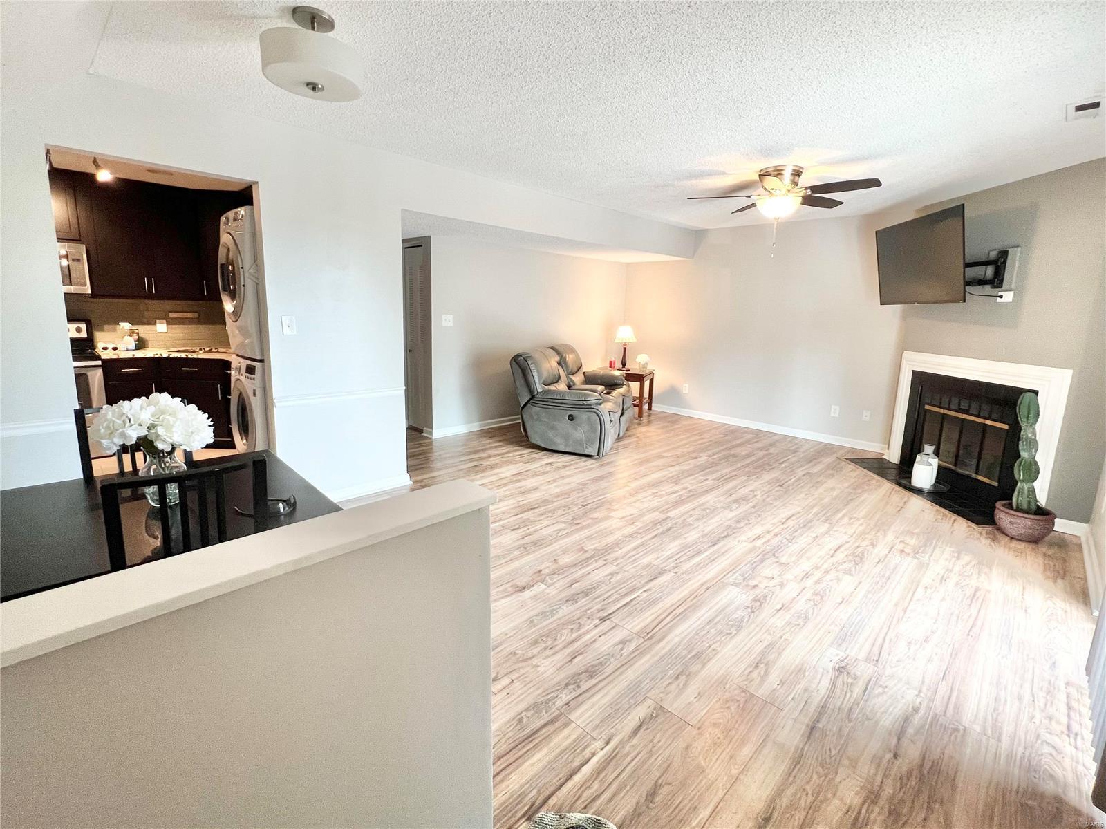 Brentwood Forest Condo Ph Six - Residential