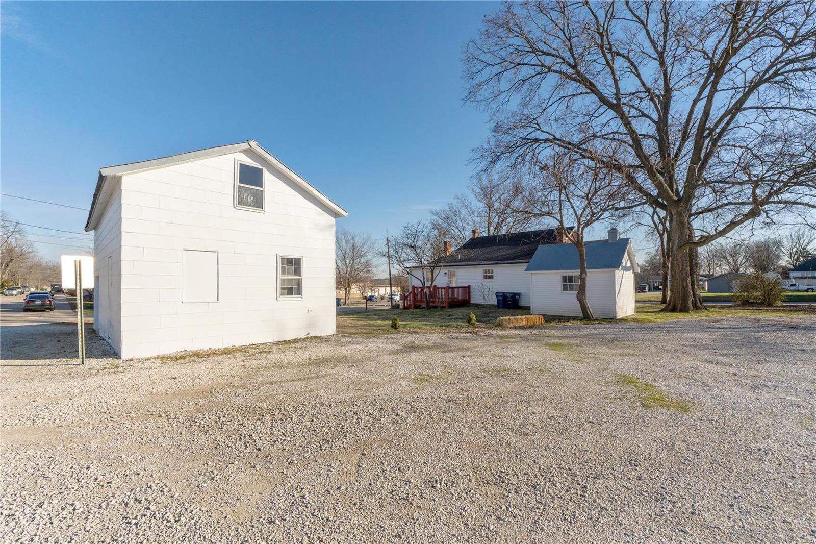 Wentzville, Missouri 63385, United States, 2 Bedrooms Bedrooms, ,1 BathroomBathrooms,Residential,Pending,26505