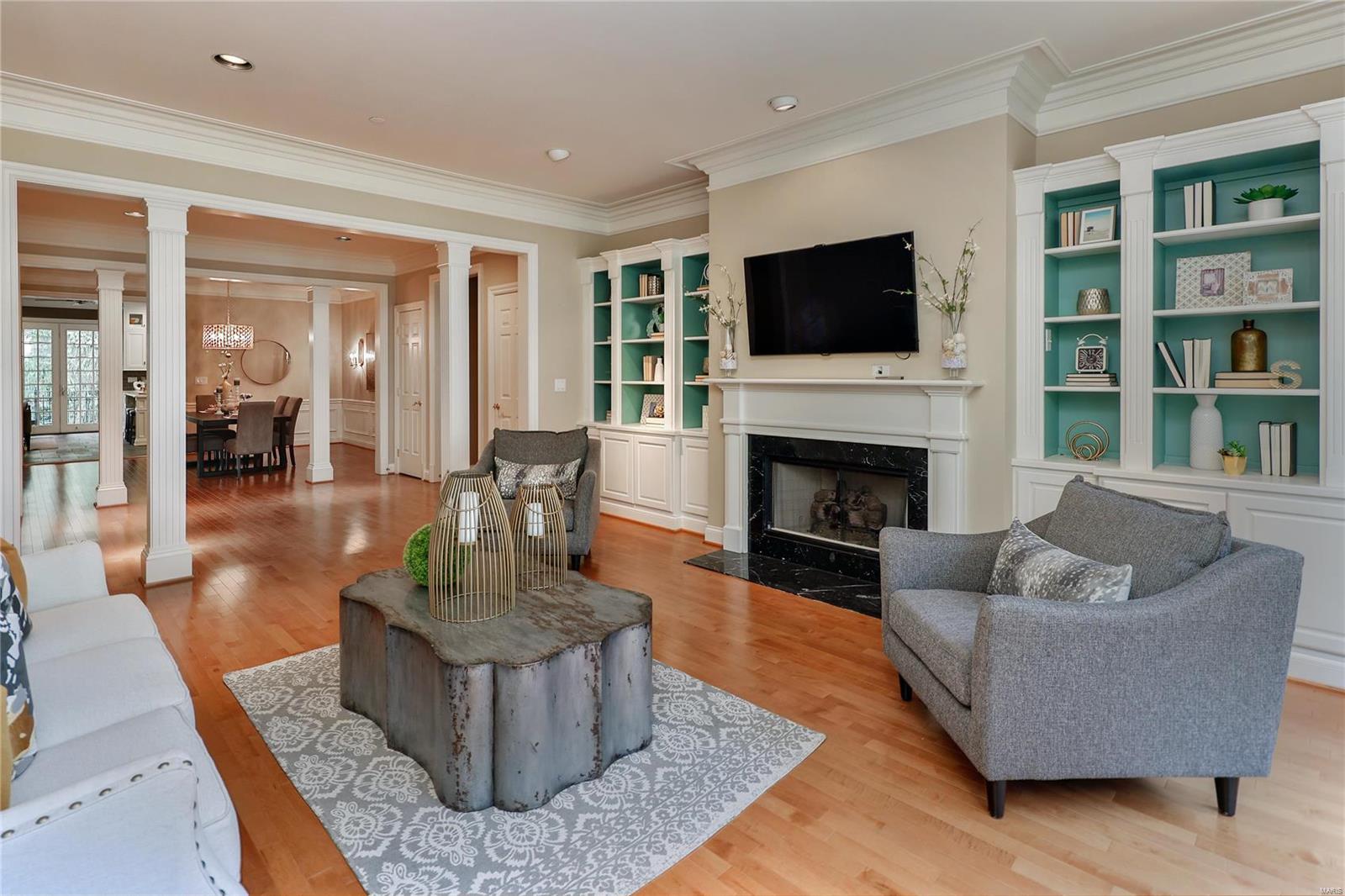 Shaw Place Condo - Residential