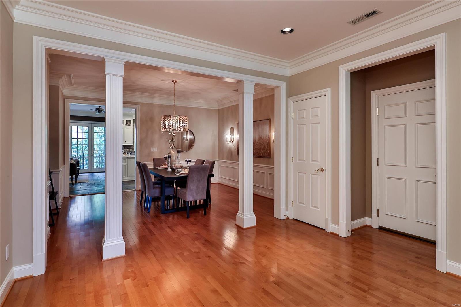 Shaw Place Condo - Residential