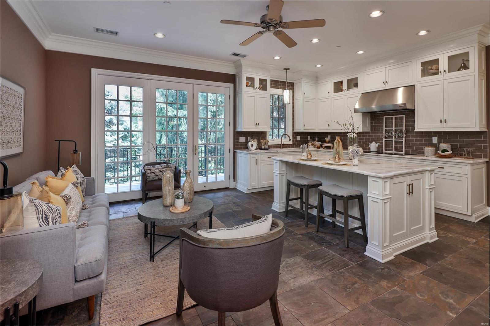 Shaw Place Condo - Residential