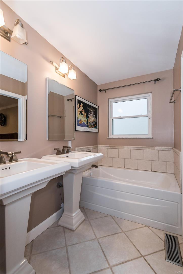 Ladue Park 1 - Residential