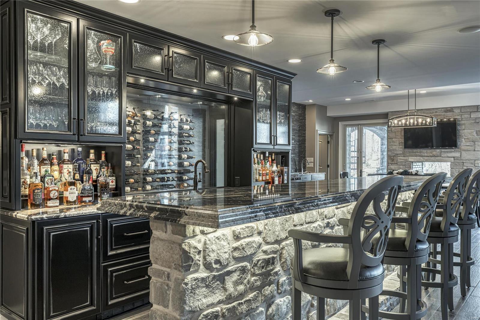 Whitmoor Upper Rdwy & Esmt - Residential