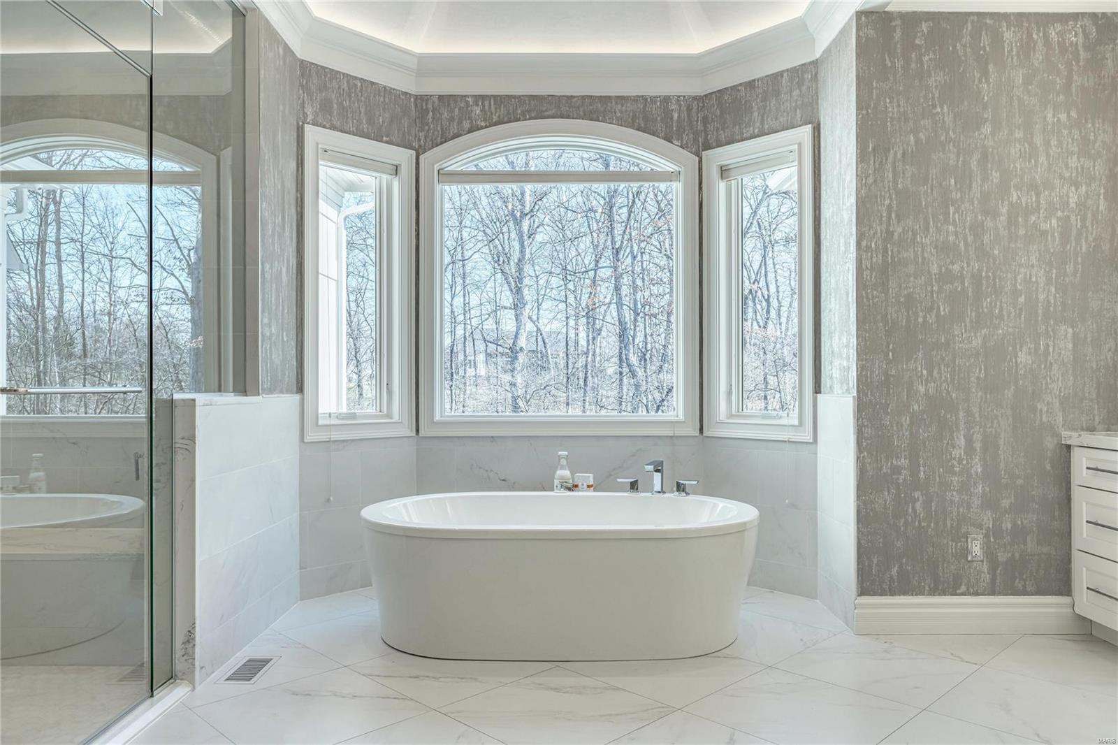 Whitmoor Upper Rdwy & Esmt - Residential